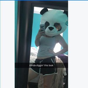 Meet your Posher, Sabryna